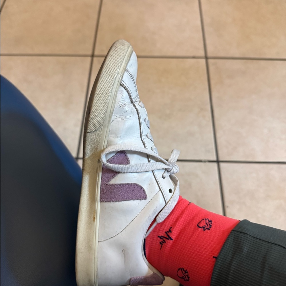 Good condition and loved Veja shoes!